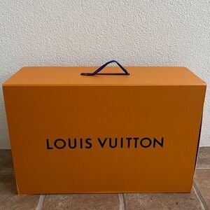 XL Louis Vuitton box